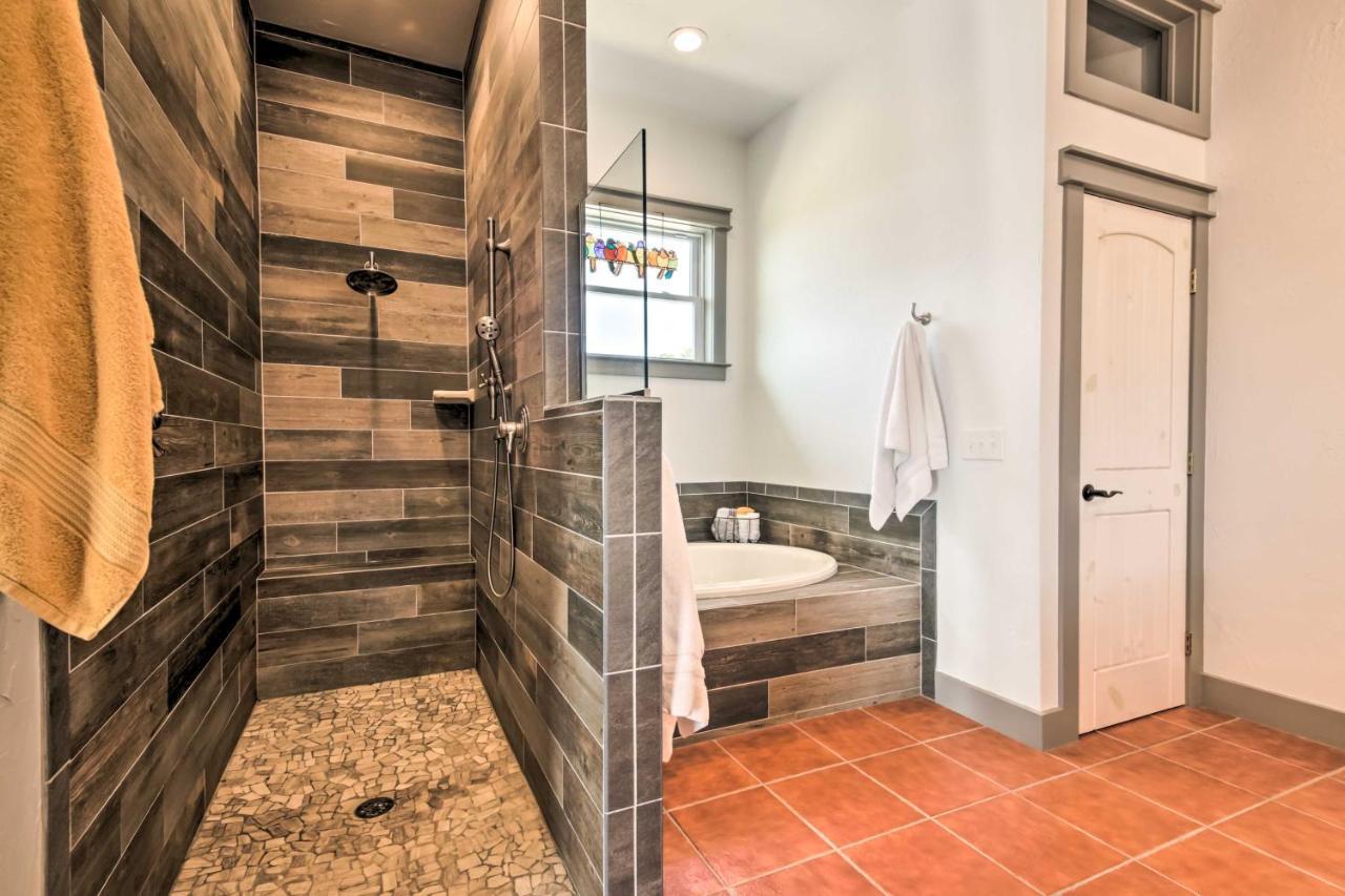 Ladera Wimberley Estate On 13 Acres With Hot Tub别墅 外观 照片